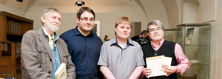 Natáčení pro ČT - zleva Jan Schmid, Jakub Raš, Vlastimil Simota, Jan Lukeš